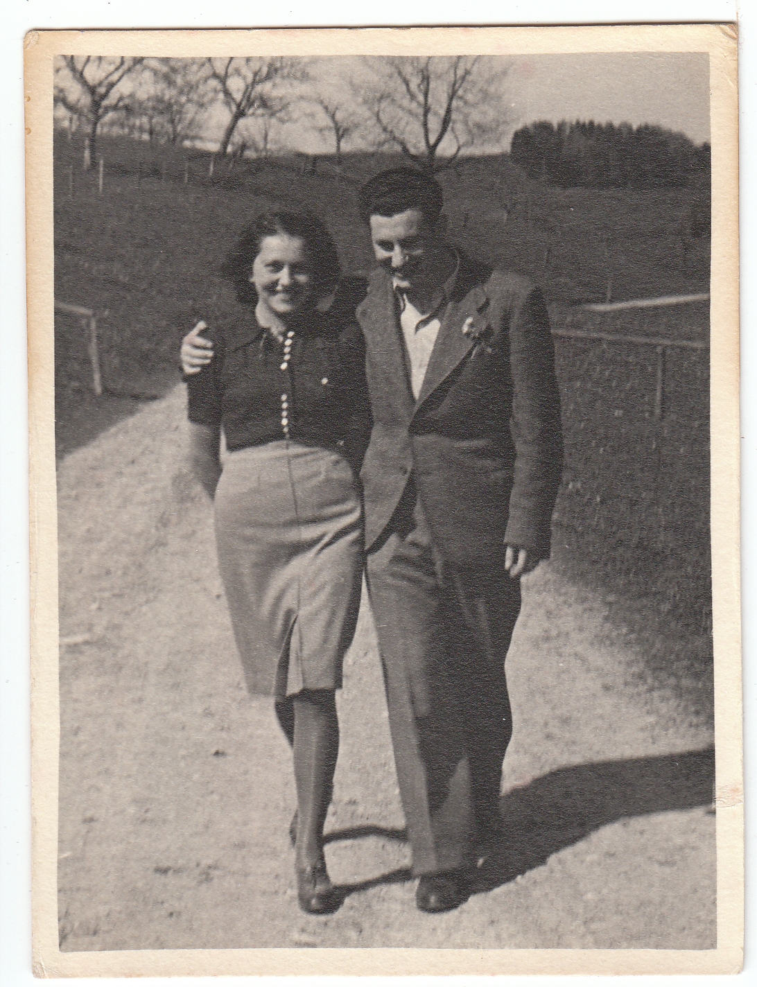 Sophie Haber mit ihrem Ehemann Karl Haber 1942 in Degersheim bei St. Gallen